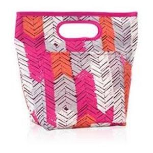 Thirty One Go To Thermal- Feather Chevron